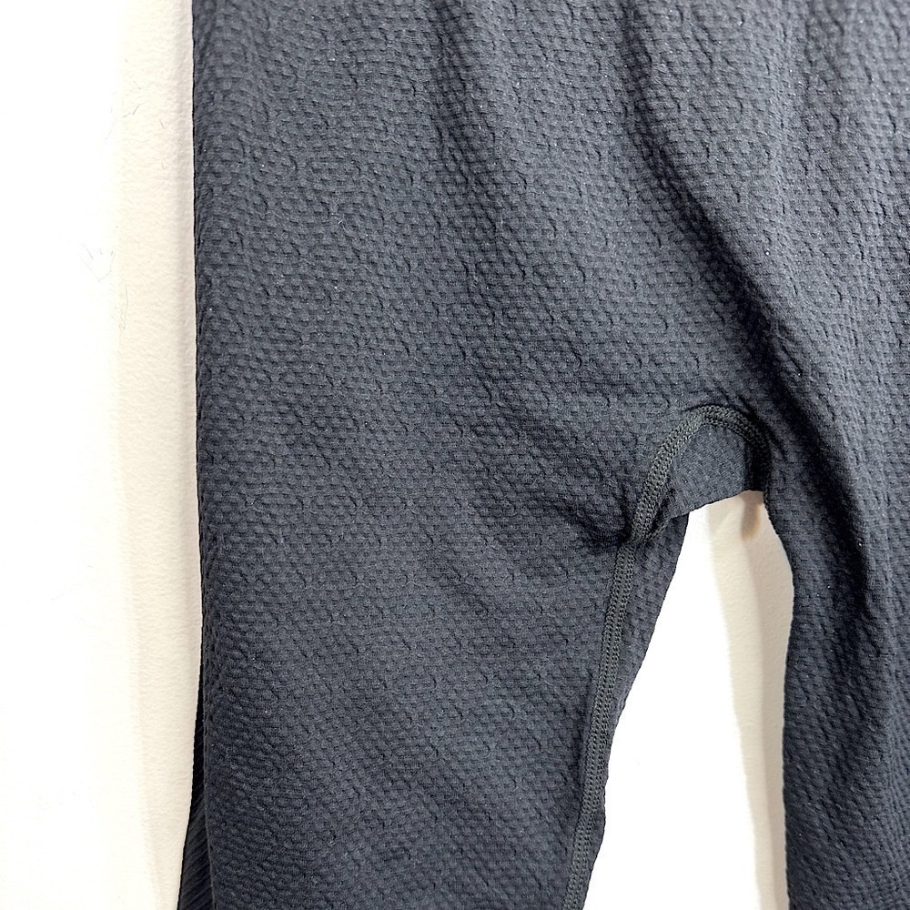 NWT Zella High Waist Seamless Textured 7/8 Leggings Black Size Small - Picture 7 of 15